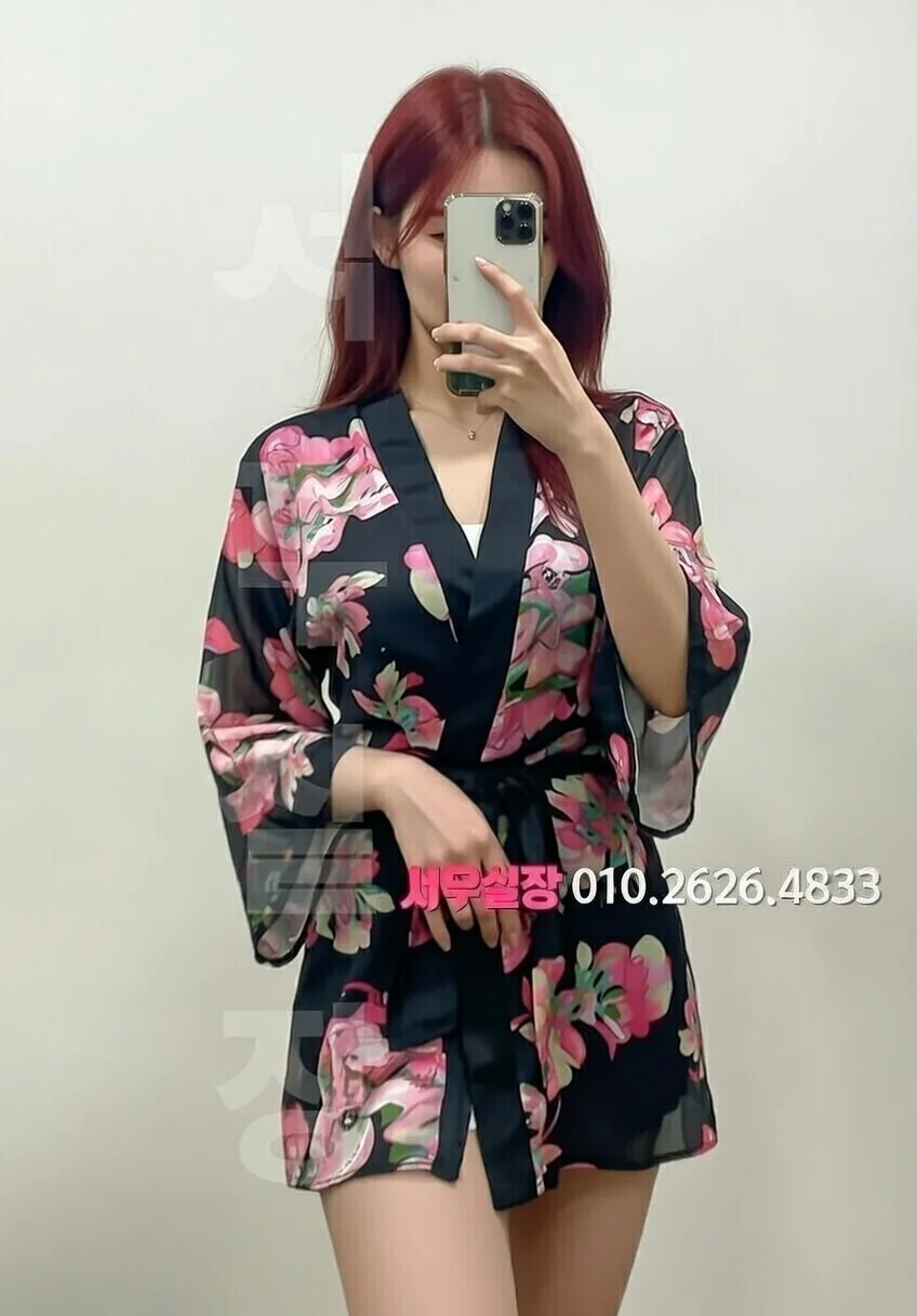 송도 다국적노래방 프리미엄 라인업 10번 프로필